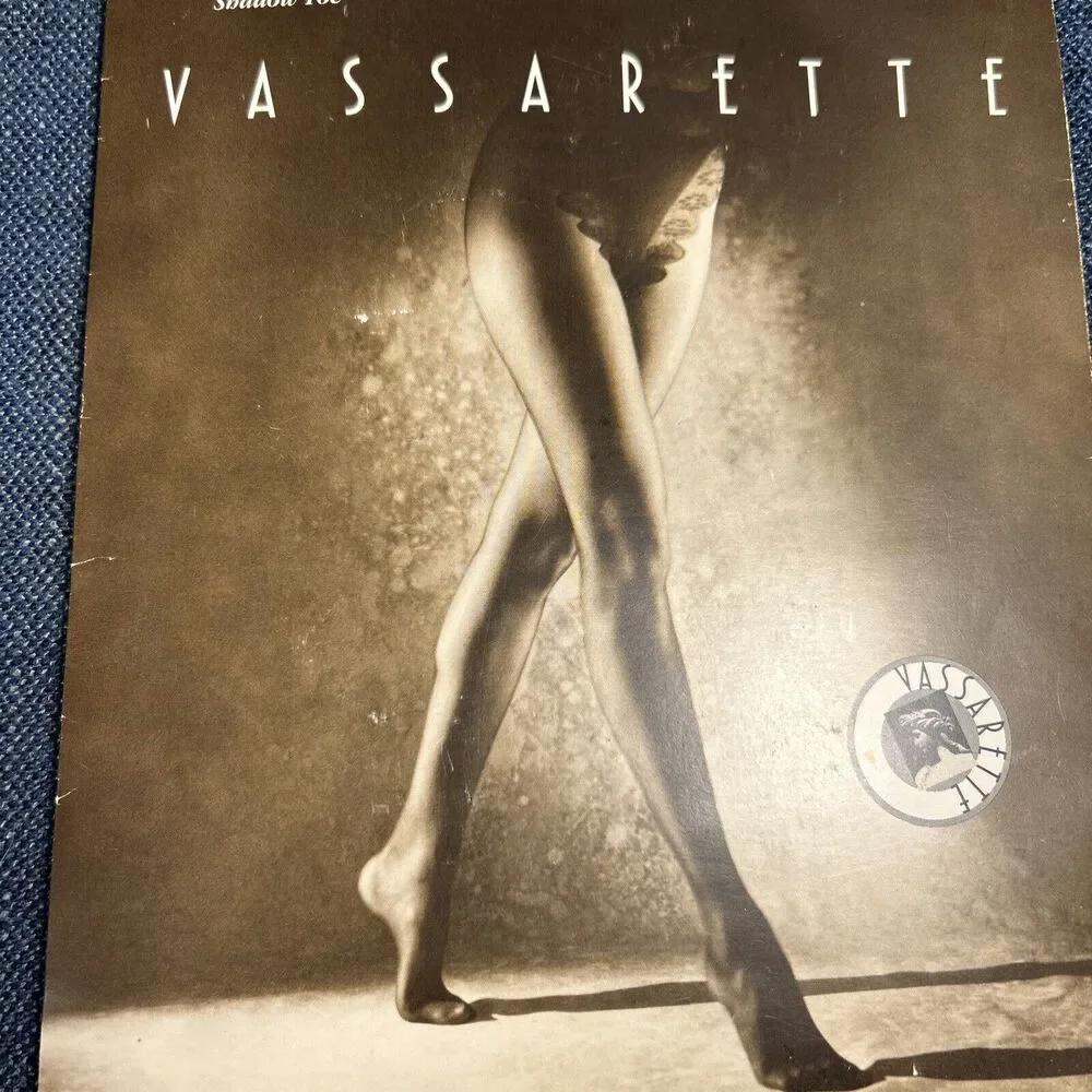 Vintage Vassarette High Cut Sheer Pantyhose Black Medium #9070 Romantic Rose